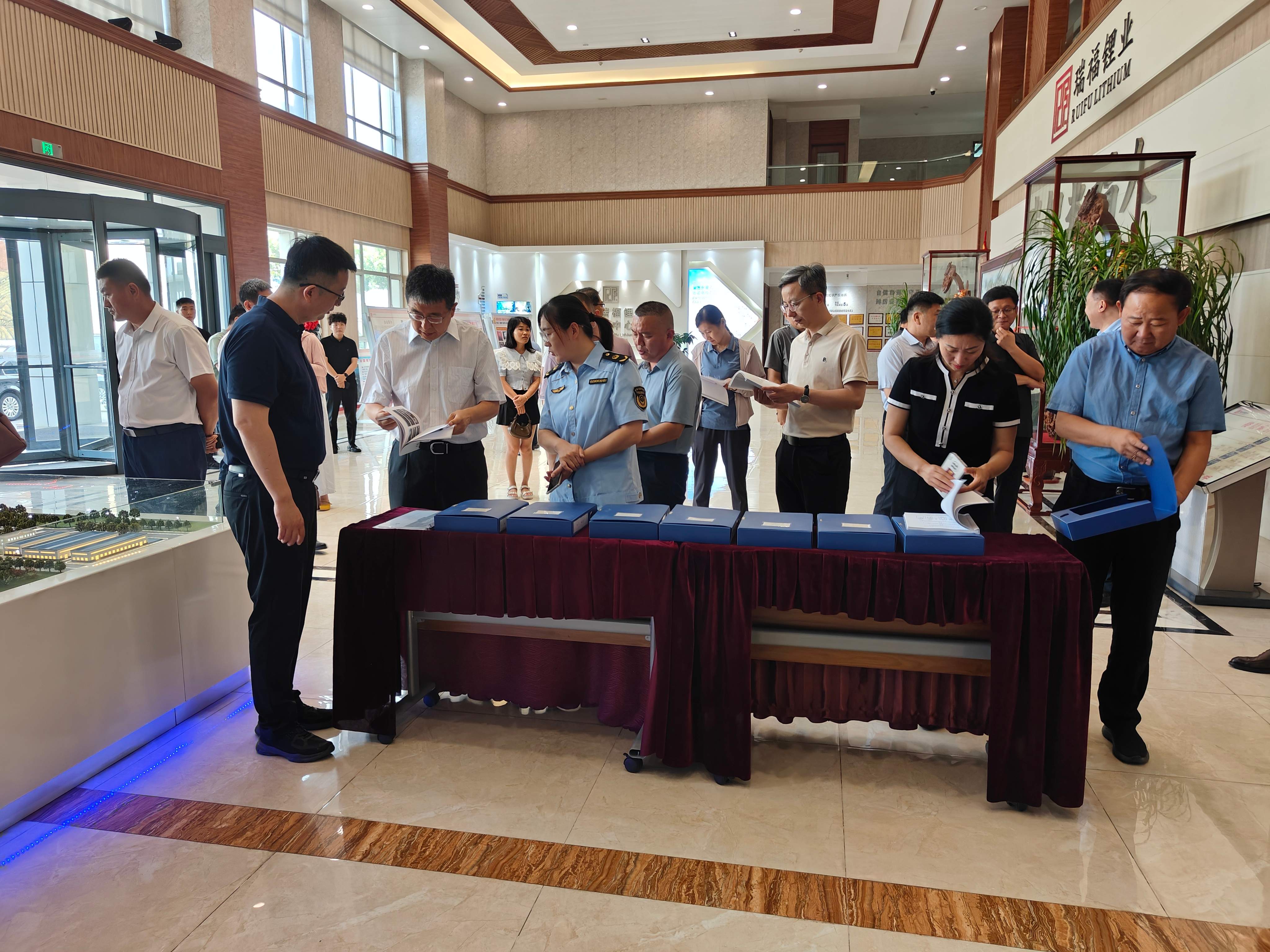 1751611330799326.jpg 1751611330799326.jpg